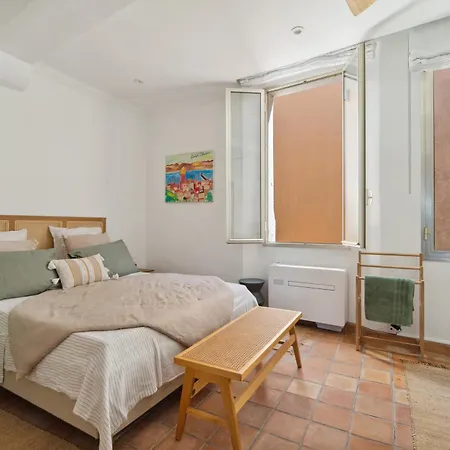 Apartament With Sea View In St Tropez - La Ponche